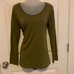 Large Lynnae Lularoe long sleeve shirt olive